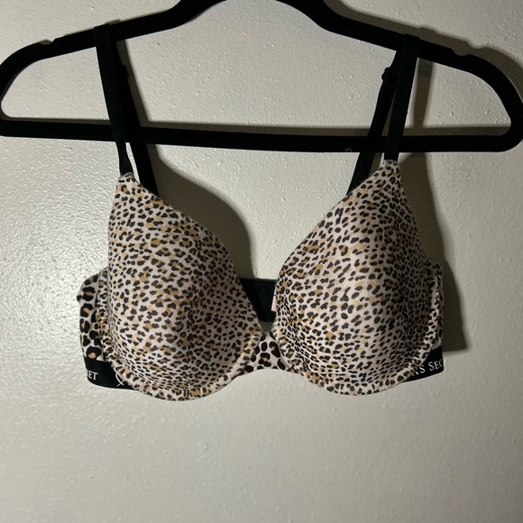 Victoria's Secret Other - Victoria’s Secret Bra  Leopard Print T-Shirt Lighty Lined Demi LOGO Size 34D